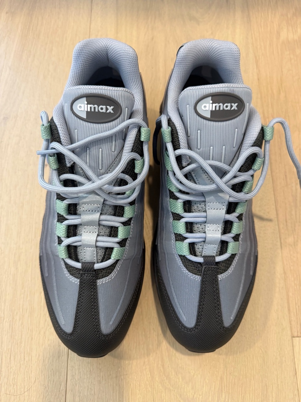 Nike men’s sneakers size 10 new without box - Picture 2 of 4